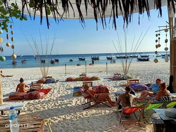 Daya Beach, Lipe Local Eksteriør billede